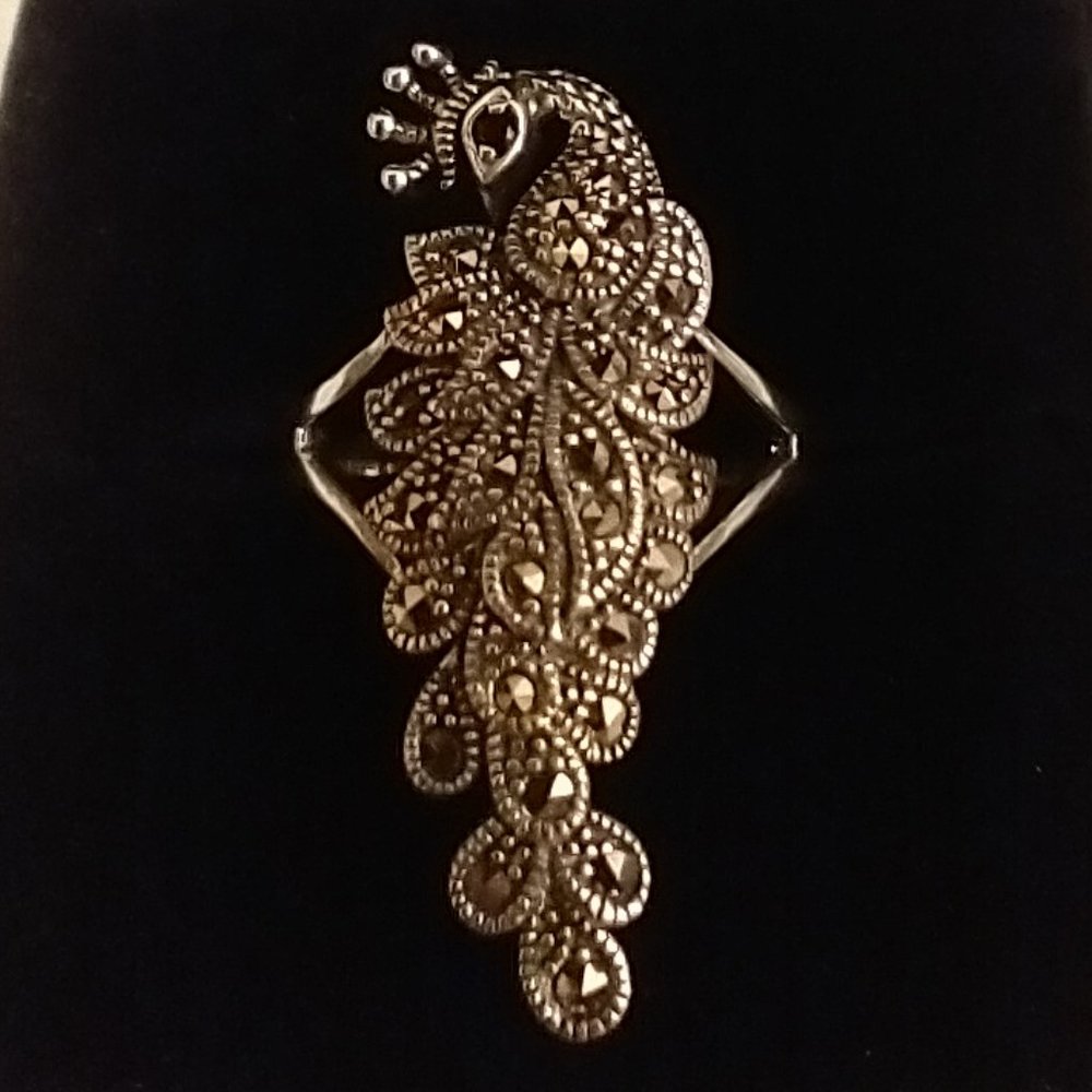 Showstopper!! Sterling Silver and Marcasite Peacock Ring Size 7